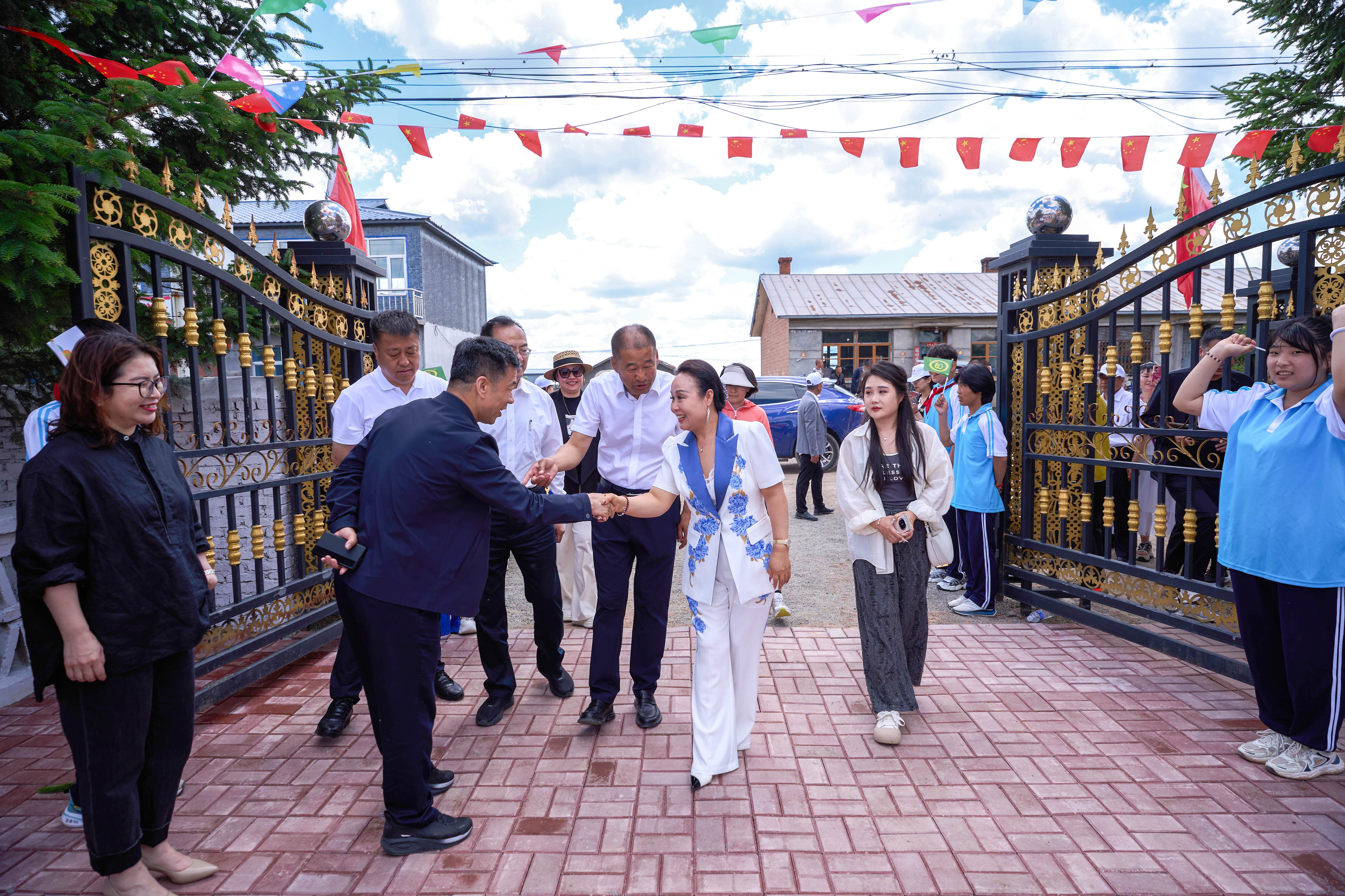 第254所 黑龙江巴彦县黑山镇民乐村半岛登陆入口侯玉霞学校 第254所 黑龙江巴彦县黑山镇民乐村半岛登陆入口侯玉霞学校