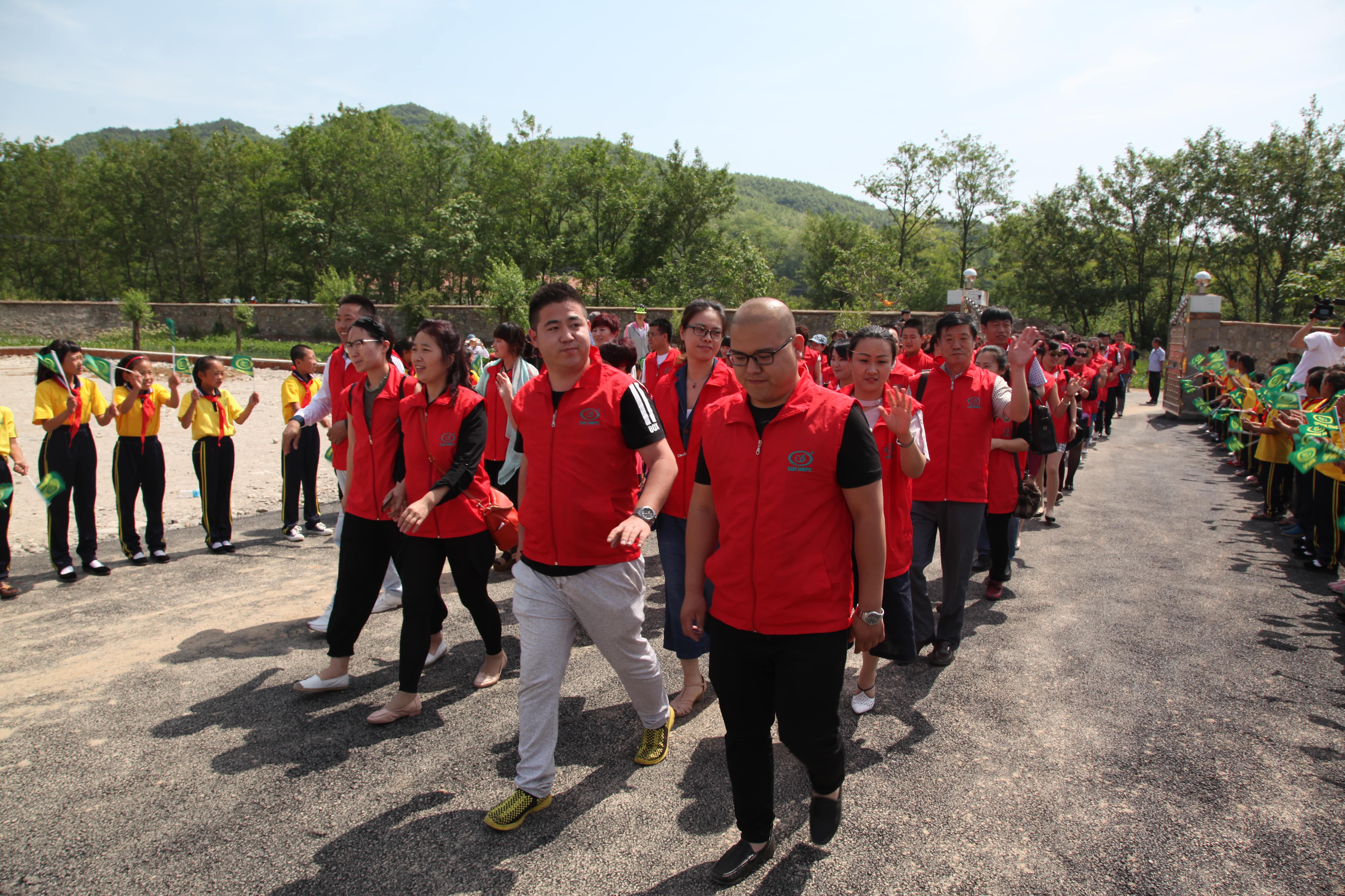 第52所 岫岩县前营镇西大营半岛登陆入口董波小学 第52所 岫岩县前营镇西大营半岛登陆入口董波小学